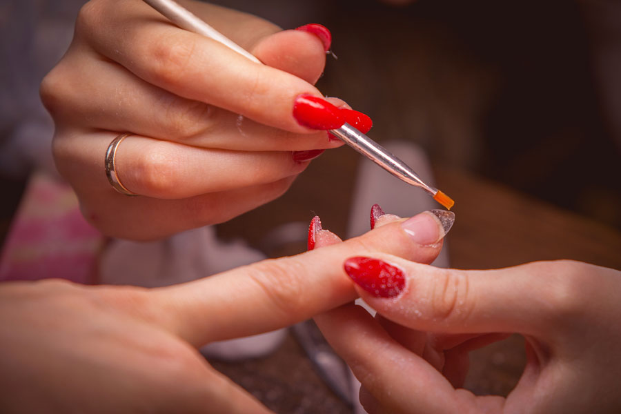 Manicure in McAllen